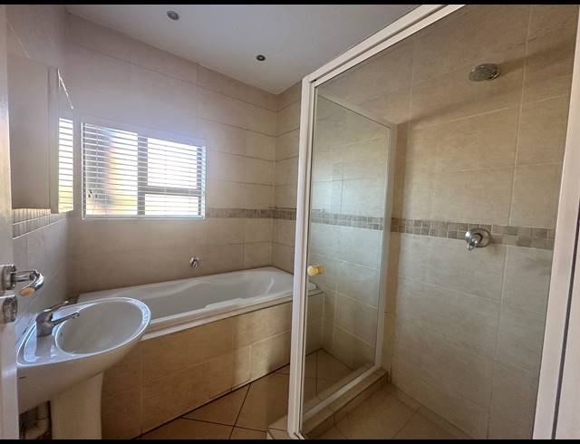 2 BEDROOM TOWNHOUSE FOR SALE IN LIEFDE EN VREDE